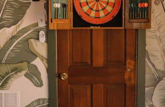 Balboa 6BR Mansion with Hot Tub and Game Room - Foto 77