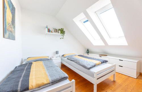 Großzügige Ferienwohnung für Gruppen und Familien im Raum Bamberg Erlangen - Foto 17