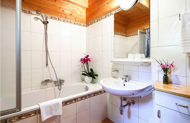 Chalet in Schlierbach Near Ski Trails - Foto 9