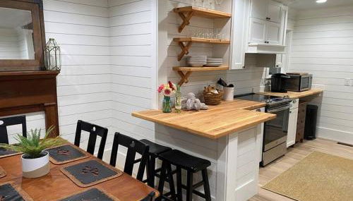 Walk to Bay Street and Historic Downtown Beaufort! Close to Parris Island MCRD!! - Photo 4