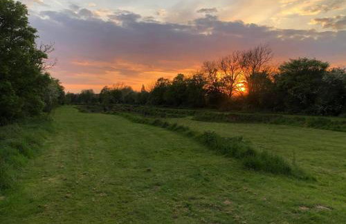 Spacious Lodge With Hot Tub - Foto 30