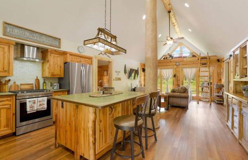 Log Cabin! Hot Tub|Sauna|Fire Pit|Mnt. Access! - Foto 16