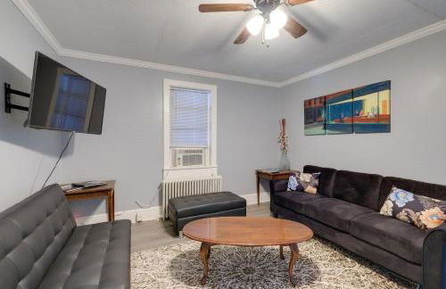 6 Mi to Historic Leesburg Apt with On-Site Dining - Foto 2