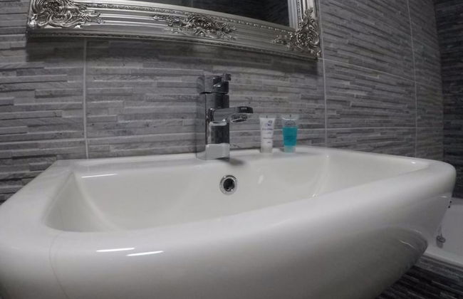 May's House - Photo 12