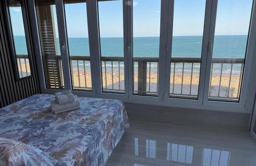 Suite Miramar primera línea playa - Foto 1