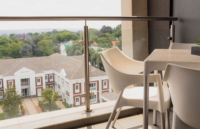 KMG Apartments at The Apex on Smuts - Foto 60