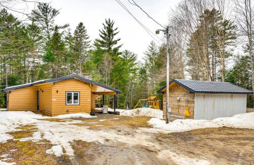 Porch and 1-Acre Yard White Mountains Hideaway - Foto 27