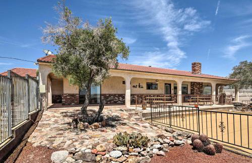 Bullhead City Home w/ Private Pool, Hot Tub & View - Foto 26