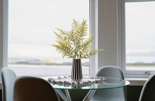 Sea View, 2 Bed Apartment, Central Largs - Foto 2