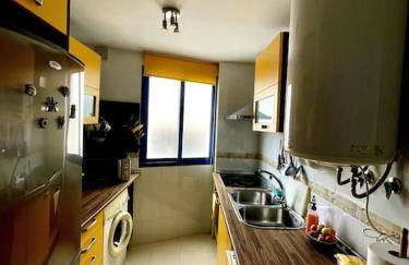 Sunny 2-bedroom apartment with sea view - Foto 15