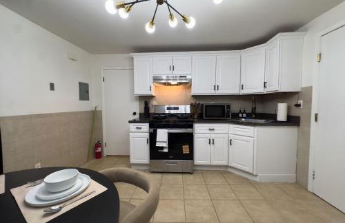 Elegant NYC View Stay Park Free 6 beds Sleep 8 - Foto 24