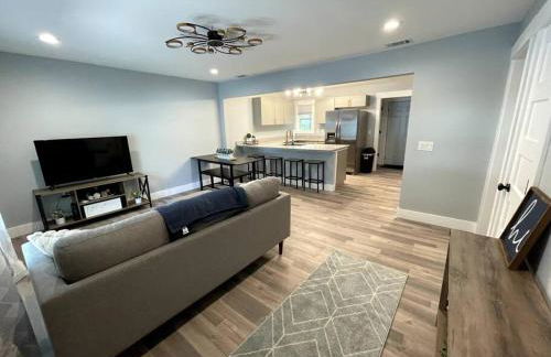 Cozy Savannah 5BR Home - Foto 1