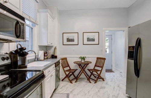 1BDR with Backyard Park Side Pet-friendly - Foto 28