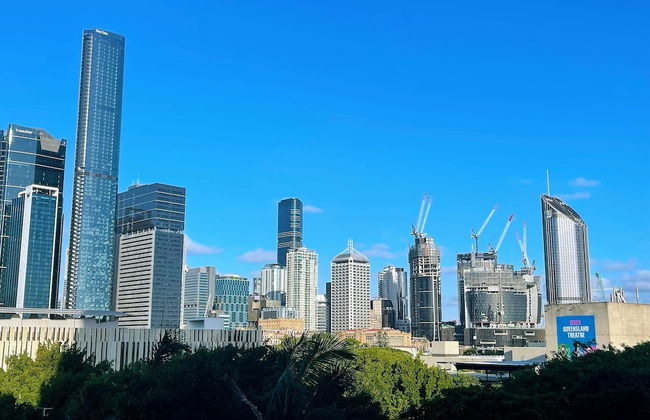 Charming Urban Retreat - Photo 22