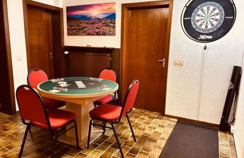 Das-Urlaubszuhause-fuer-Familien-Grossfamilien-Mehrfamilien-und-kleine-Gruppen-bis-zum-12-Personen-mit-vielen-Unterhaltungsmoeglichkeiten-im-Harz - Foto 35