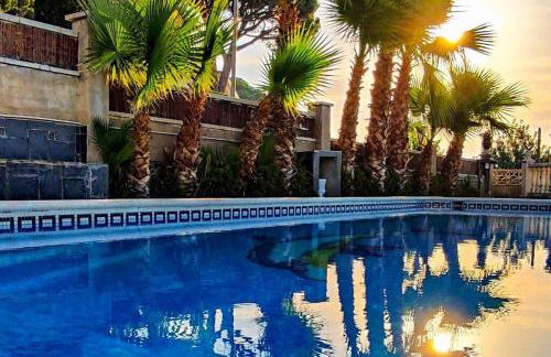 Basketball court, pool, BBQ, gardens, seaviews - Foto 26