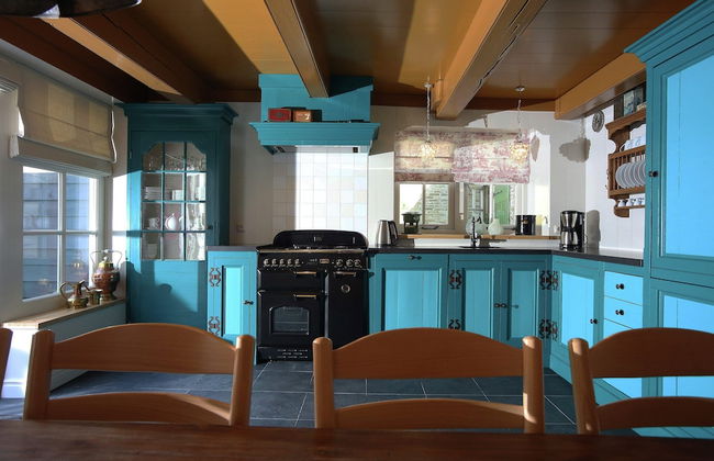 Luxury VOC Stay w/ Views - Photo 13