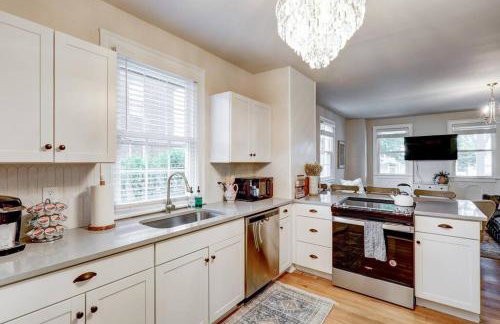 Victorian Manor on Main w 6 beds-10 mins to Lanc - Foto 3