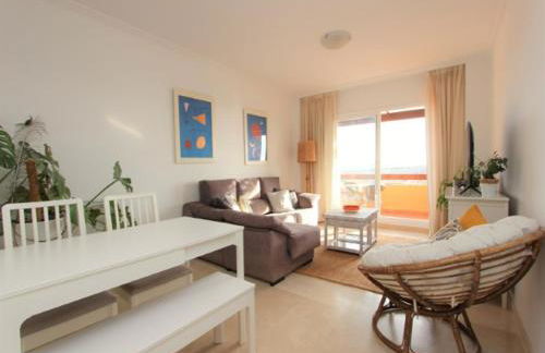 2 bedroom Penthouse with a private 360 rooftop terrace with sea and mountain views - Photo 5