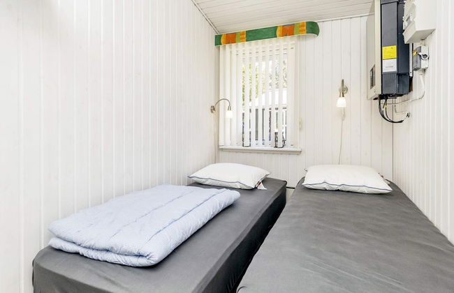 6 Person Holiday Home in Hals - Photo 2