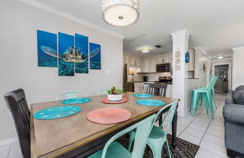 Pelican Cliff breathtaking view less than a mile to beach - Foto 21