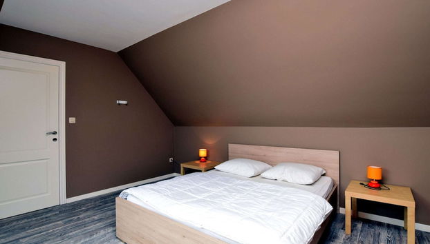 Stylish Holiday Home in Hastiere With Terrace - Foto 4, Zimmer