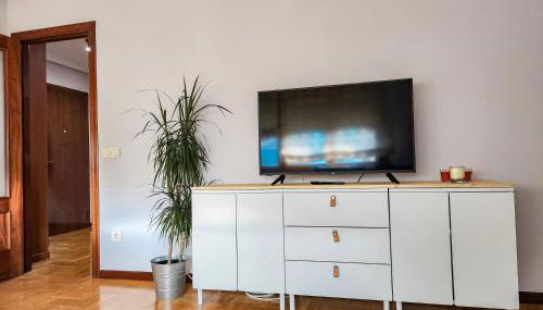 Moreda 48 - 2 Hab y 2 Baños - Garaje y Wifi - VUT-4961-AS - Foto 2, wardrobe