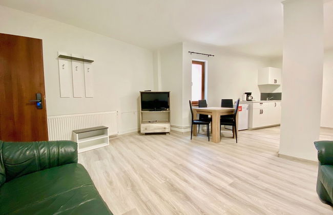 Cardinal Central Apartment - Photo 7