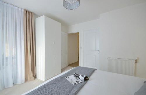 Modern 2 Bedroom Apartment Steps from Vauxhall St - Foto 11