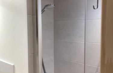 La Maison du Cocher - Chambre indépendante climatisée en Hypercentre - Lit Queen Size - Foto 8