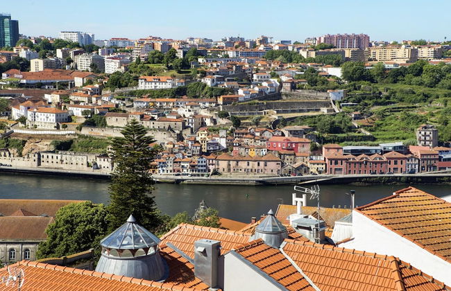 LV Premier Clerigos RE1 AC Elevator River View - Foto 24