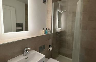 Modern Bright Flat near Station and Addenbrookes, Cambridge UK - Foto 9