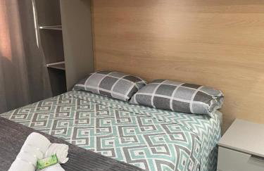 Apartamento com piscina - Foto 9