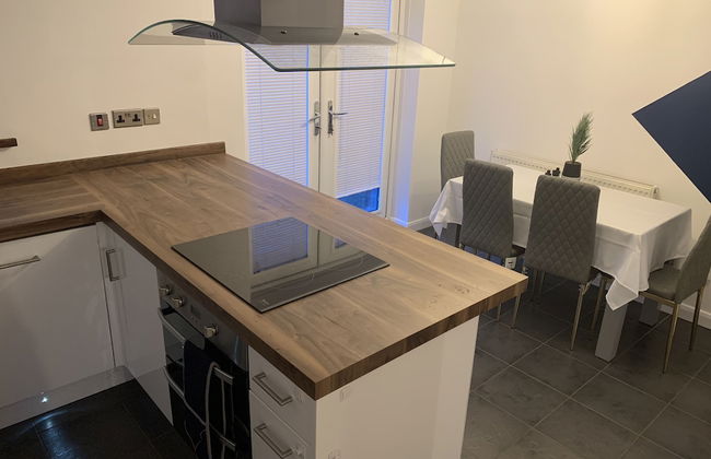 4 bedroom worker property parking - Foto 4