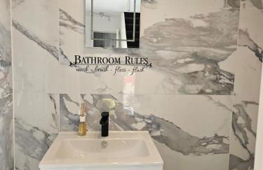 Allan & Ella House - Photo 38