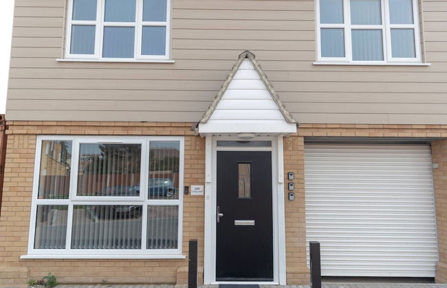 The Coach House by Riis Property - Photo 36