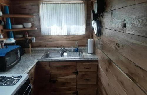 Lofted Cabin with Hot-Tub and Countryside Views in Marshall, Arkansas - Foto 13
