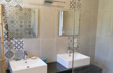 Villa moderne sur les hauteurs d'Aramon - Foto 13