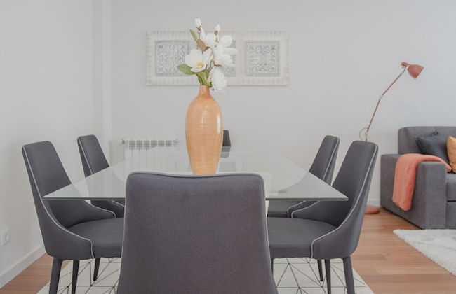 Liiiving - Luxury River View Apartment III - Photo 26