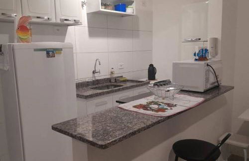 Apto em Ubatuba divisa com a Praia de Itagua e facil acesso as praias fica ao lado do Atacado Tenda na rodovia Rio Santos - Foto 21