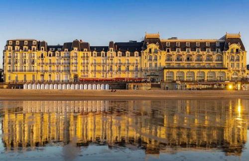 Beau studio avec accès plage, jardin, piscine, tennis, vélos, Netflix - Photo 26