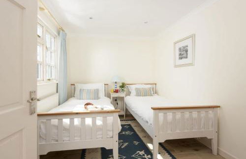 Sparnal Stitch and the Hideaway - Foto 29