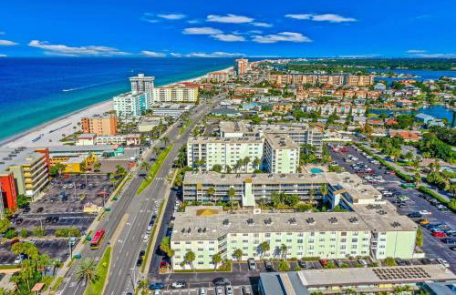 Surrounded by Ocean - Foto 32