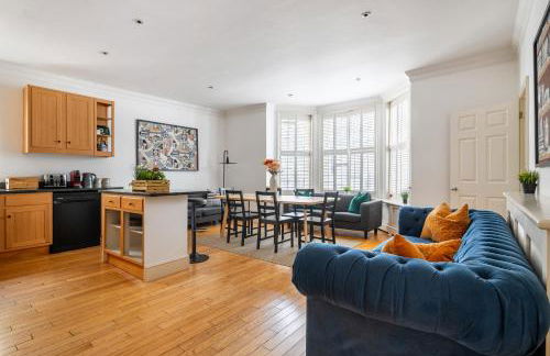 Relaxing and Spacious Kensington Apartment with Patio - Foto 19