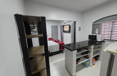 Suíte2 Privativa Climatizada Mobiliada com Garagem e Wi-Fi - Foto 14