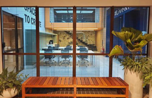 Flat Luxo com Coworking, Academia e Rooftop - WiFi 1Gb - Beira Mar 4 min - Foto 26