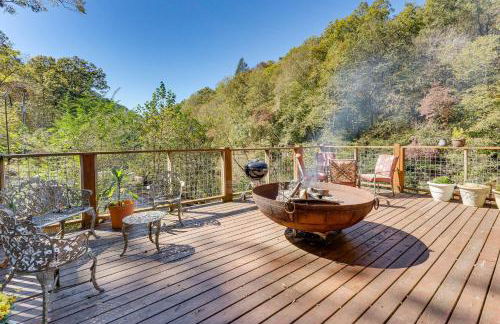 Deck and Sauna Avalon Woods Riverfront Retreat - Foto 30