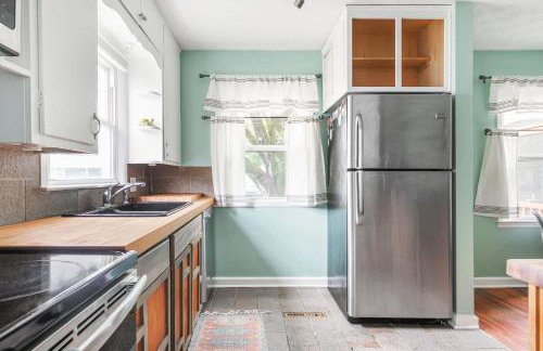 Northside Cottage - Perfect Indy Location-Family Friendly - Foto 16