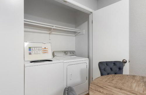 Furnished Apartments in University Hills - Foto 10