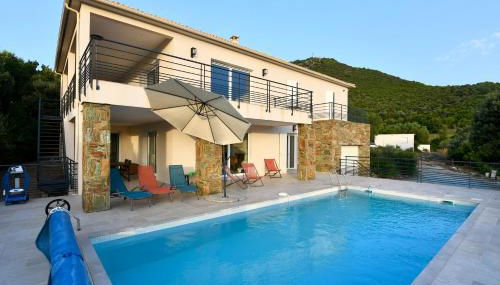 Appartement 60m2 avec piscine privée dans villa - Foto 1